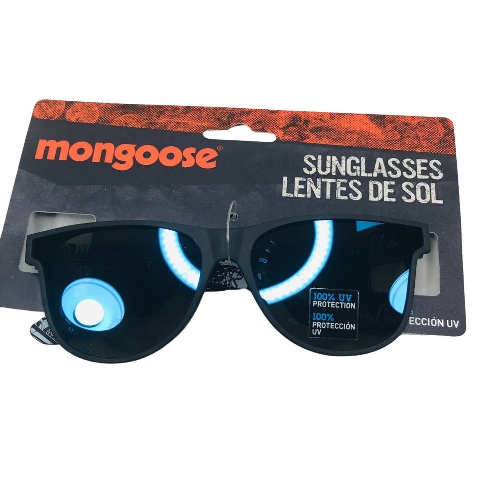 Mongoose Boys Black With Blue Mirror Lenses 100% UV Sunglasses New In Package